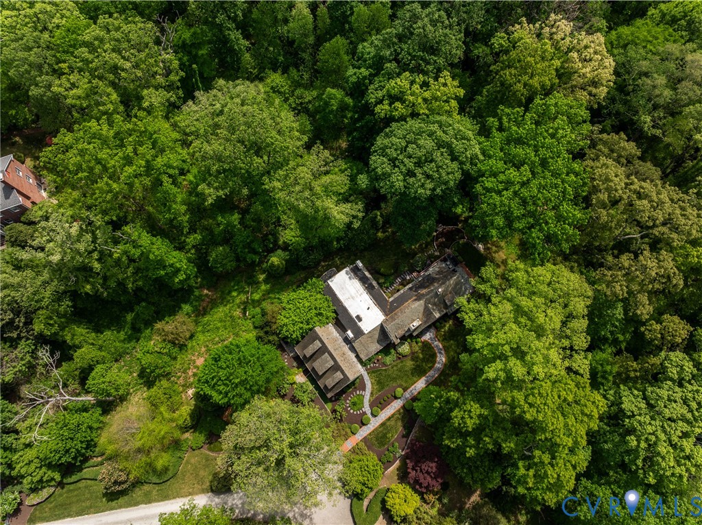 5 Lancaster Ln