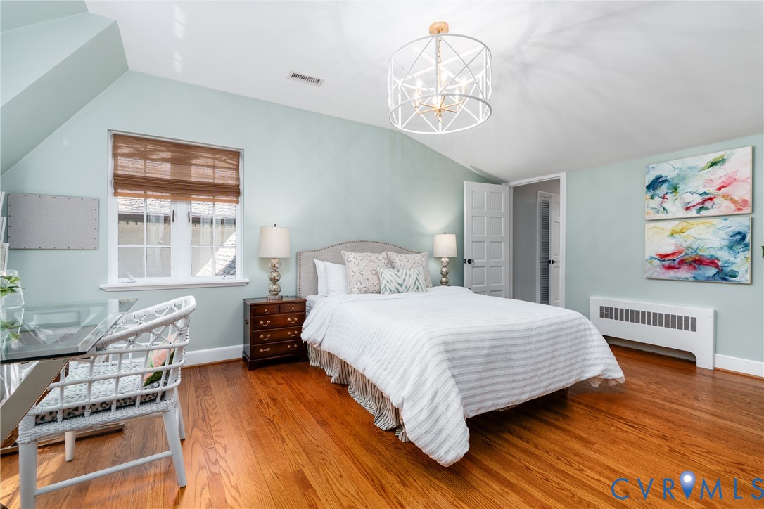 5 Lancaster Ln
