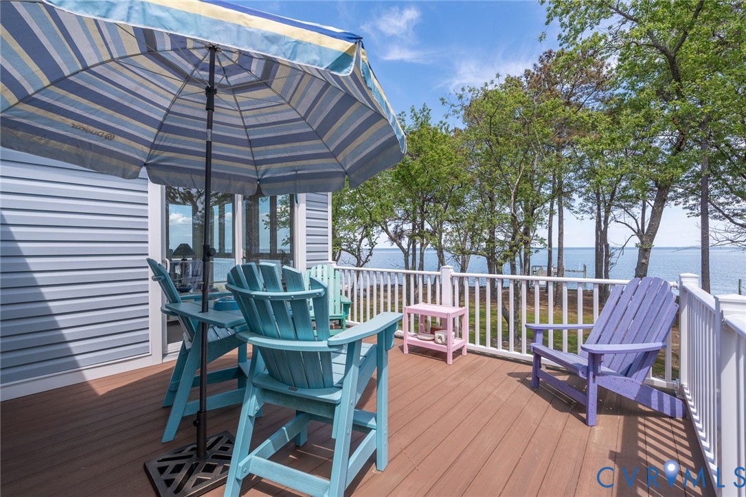 1749 Lighthouse View Dr