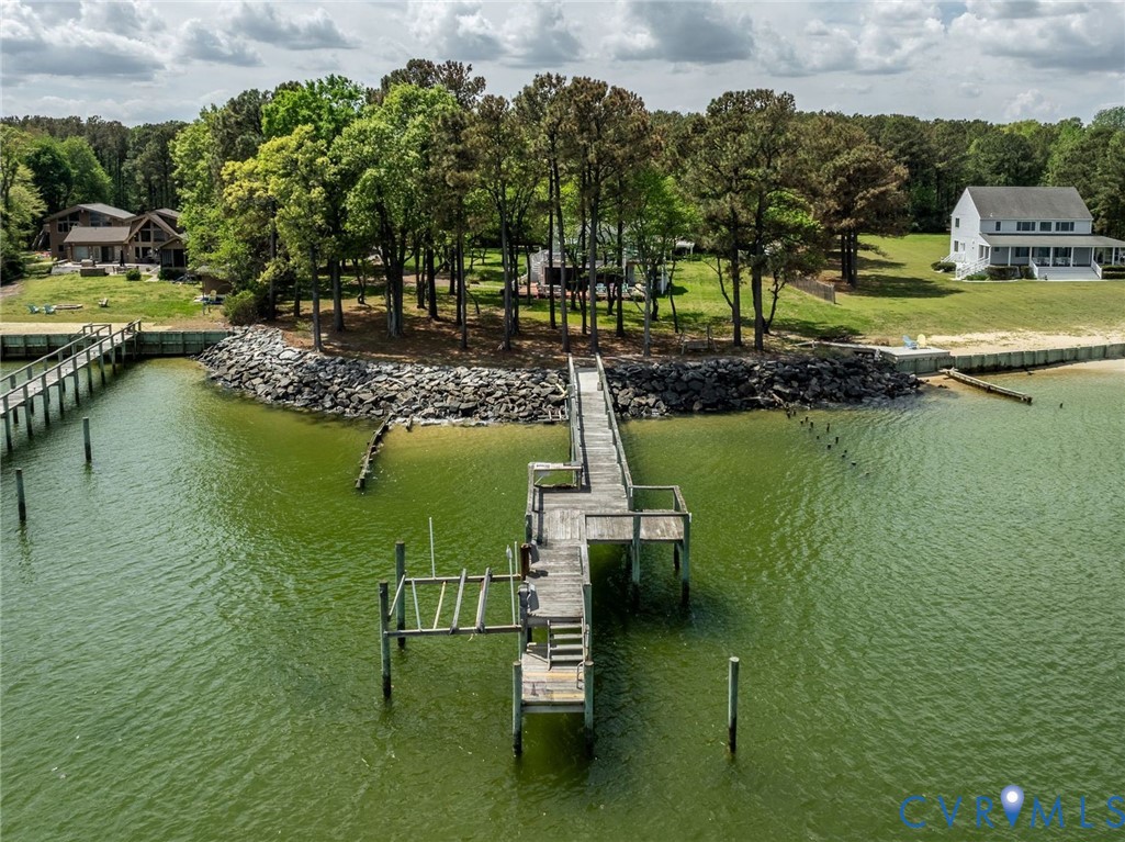 1749 Lighthouse View Dr