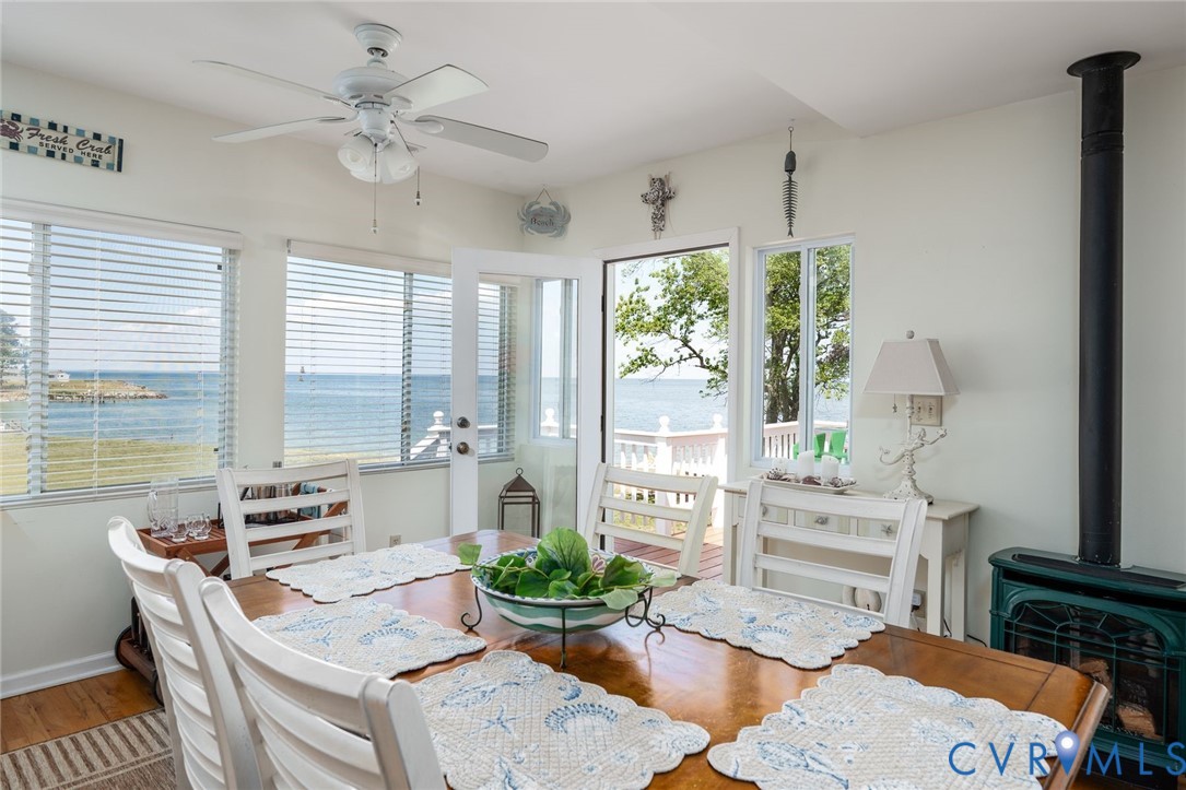 1749 Lighthouse View Dr