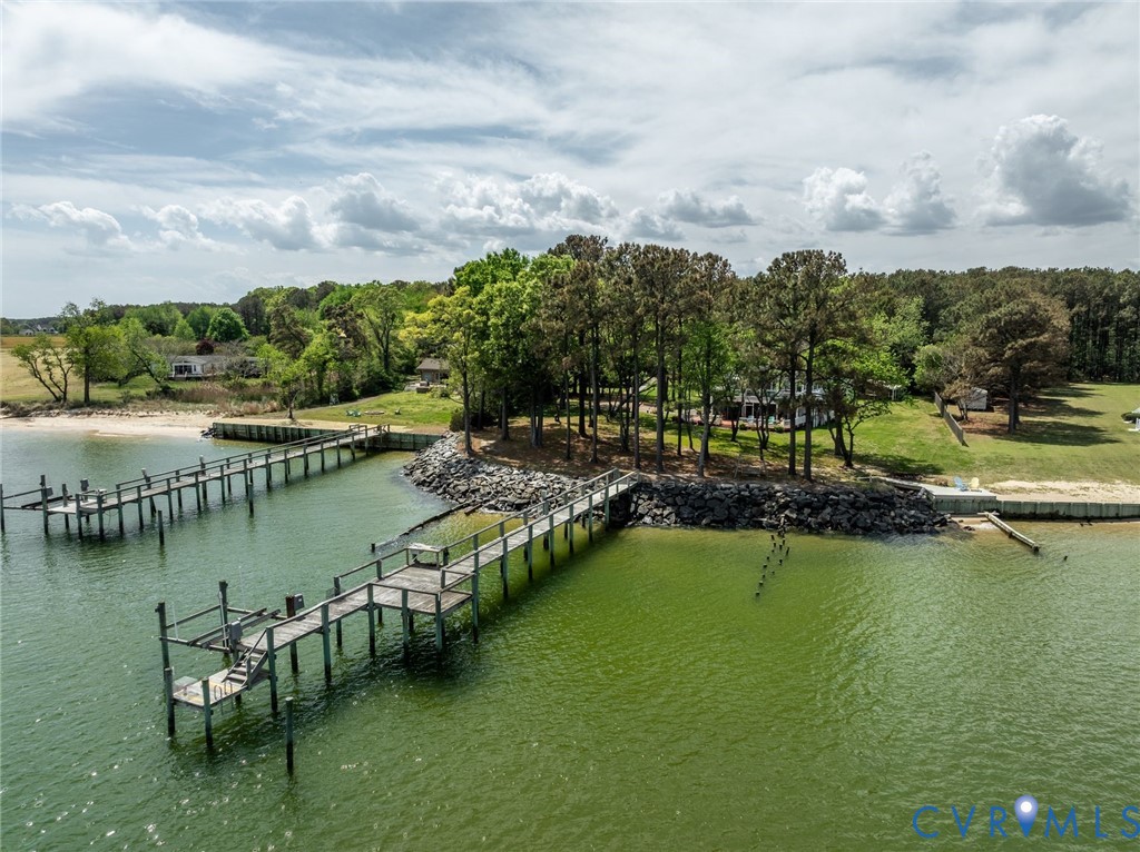 1749 Lighthouse View Dr