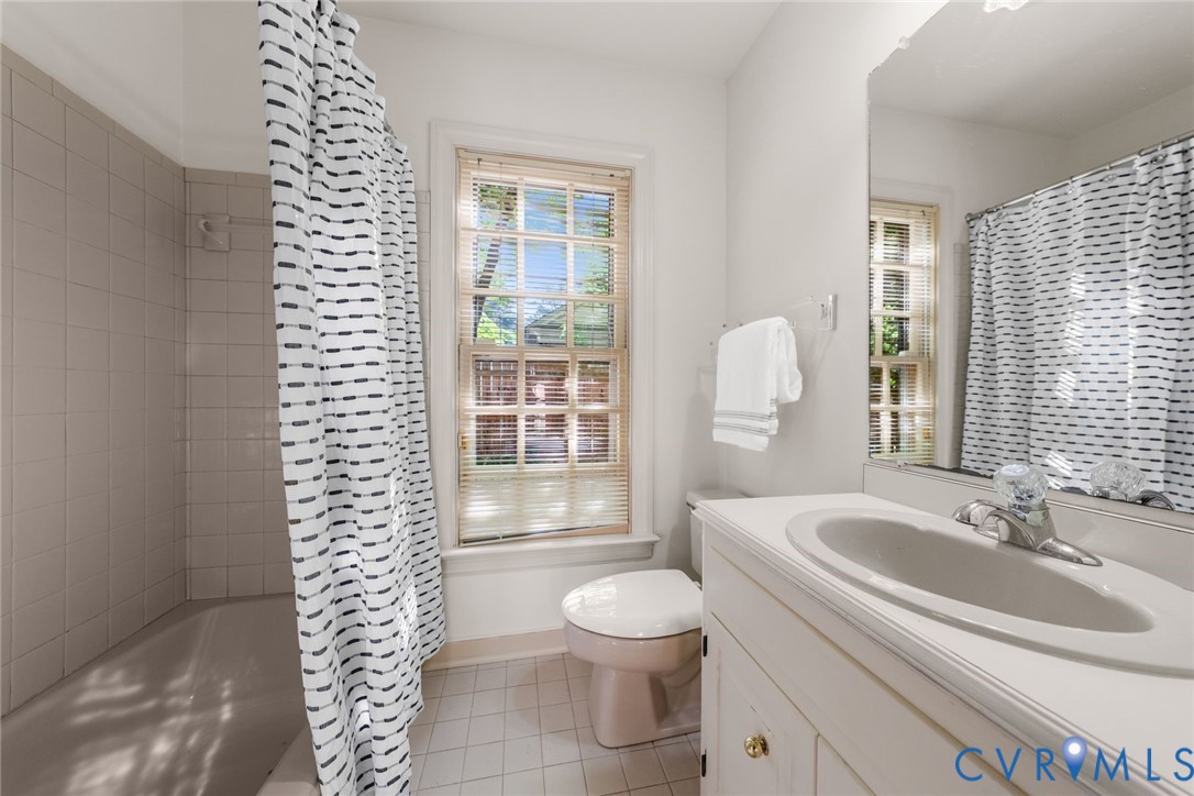 1217 Rothesay Cir