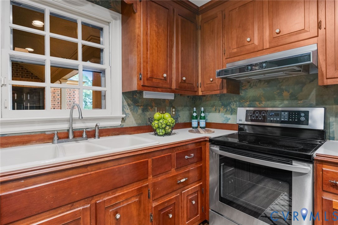 1217 Rothesay Cir