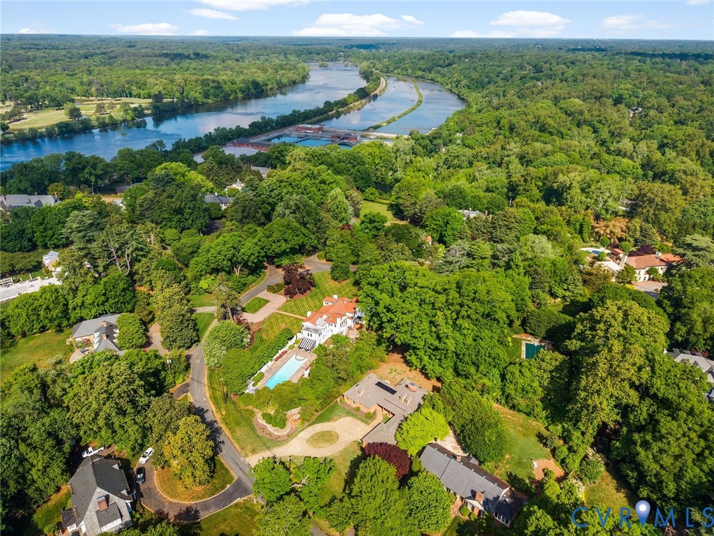 1217 Rothesay Cir