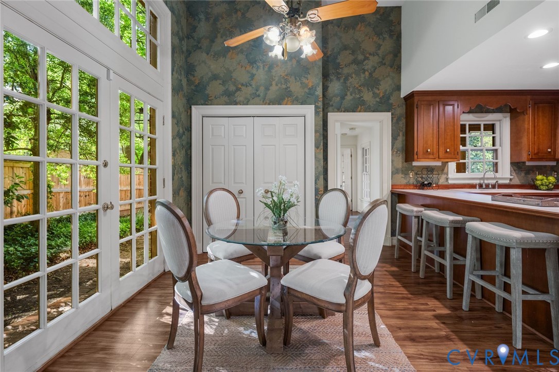 1217 Rothesay Cir