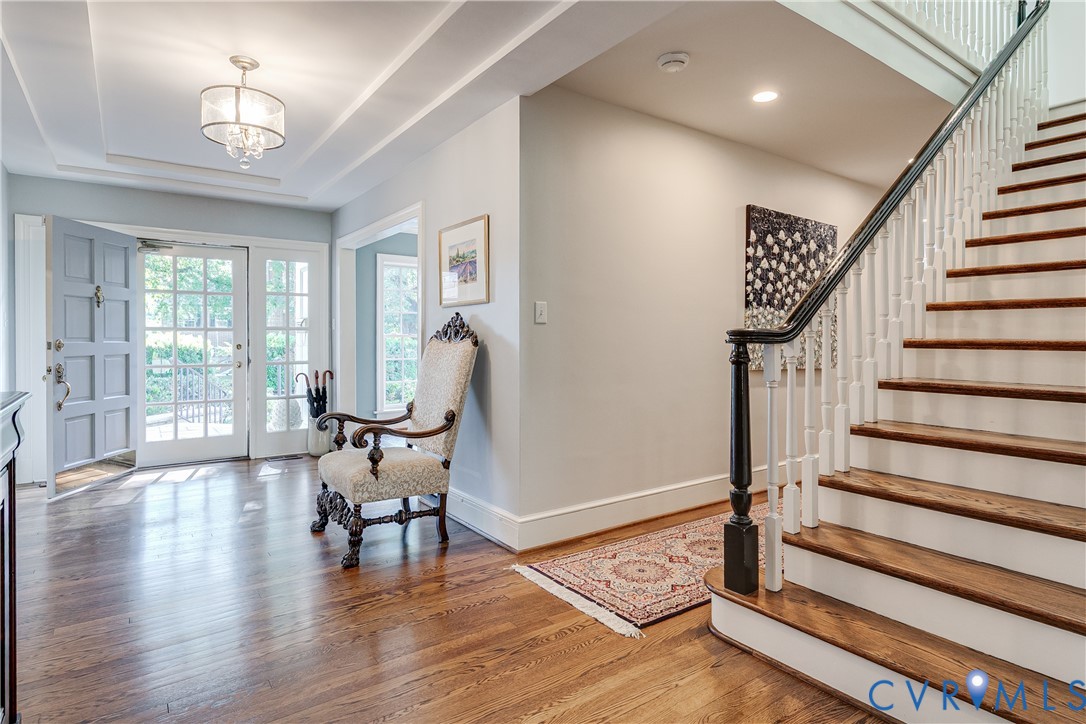 326 Oak Ln
