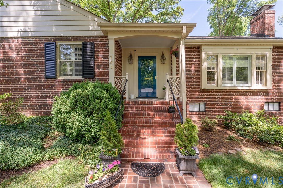 703 Devon Rd