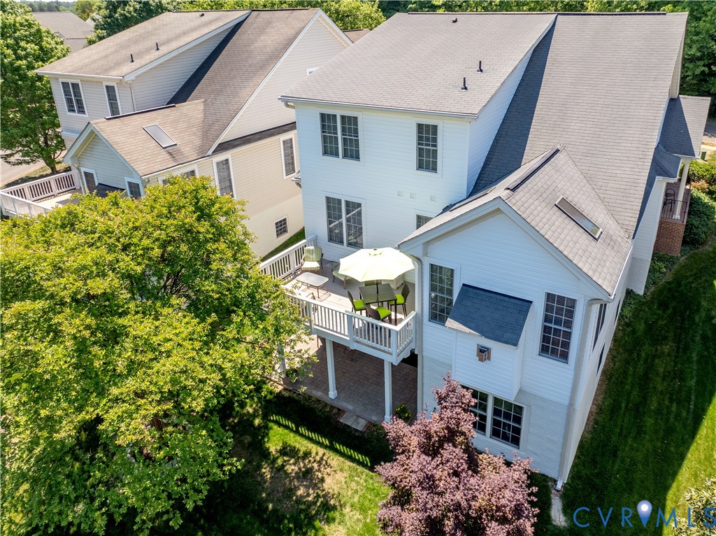 4704 Sanford Arms