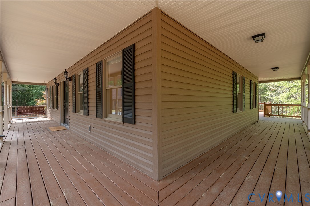 75 Herring Creek Way