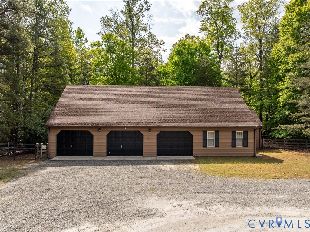 75 Herring Creek Way