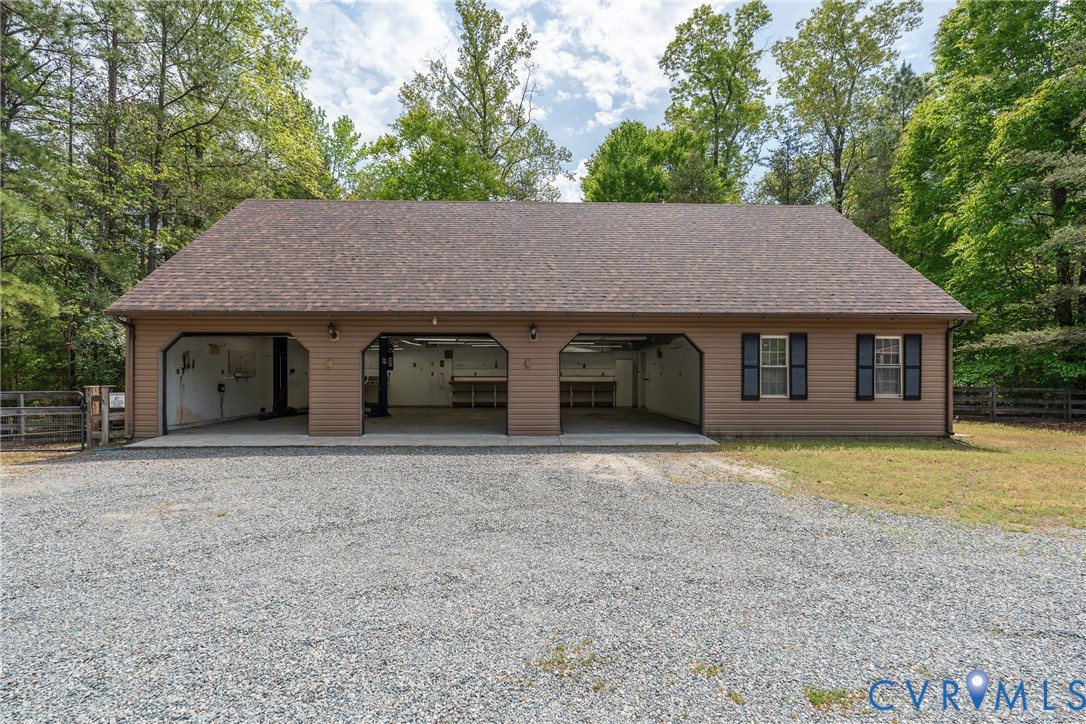 75 Herring Creek Way