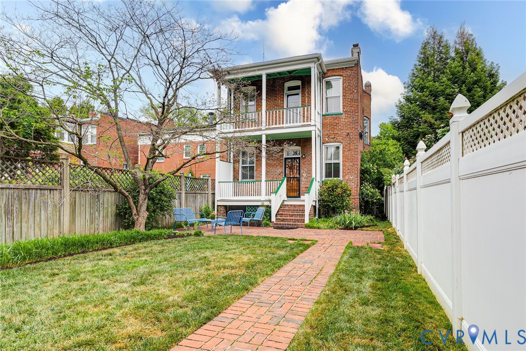 3109 W Franklin St