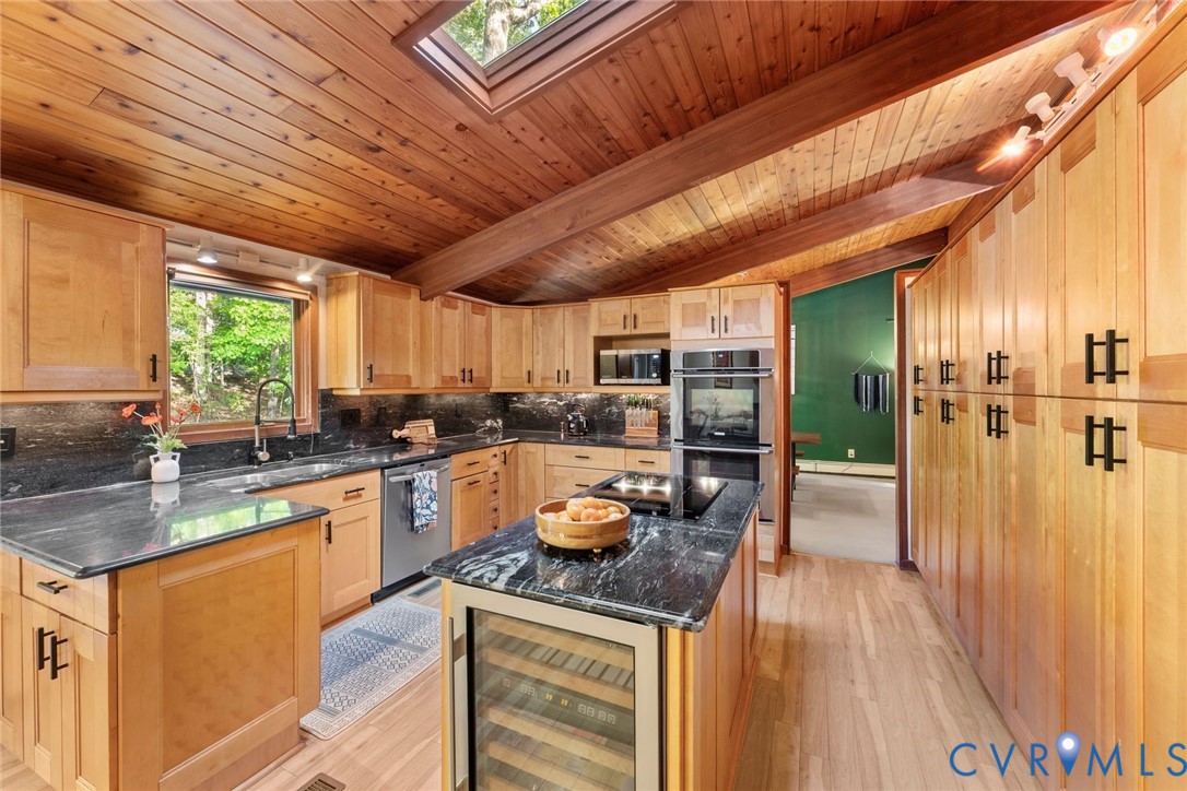 3431 Northridge Rd