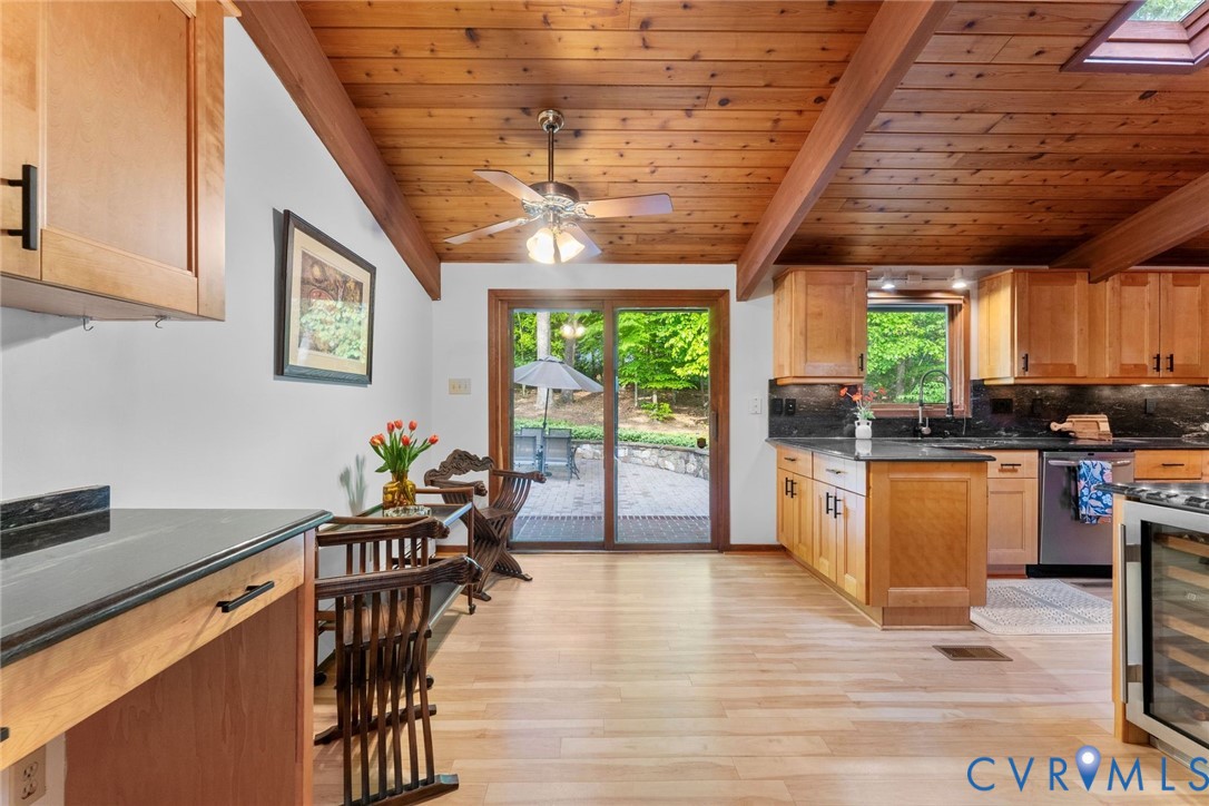3431 Northridge Rd