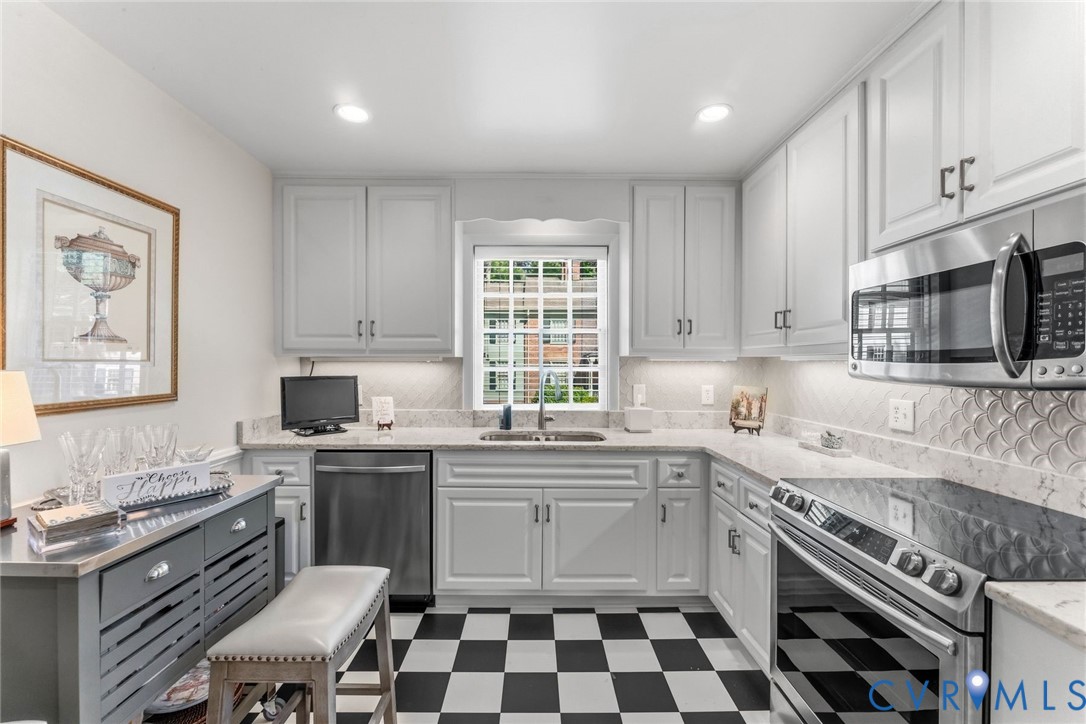 6161 River Rd Unit#47