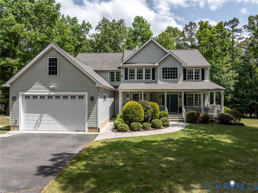 381 Shorewood Dr