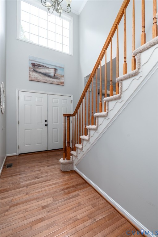 381 Shorewood Dr