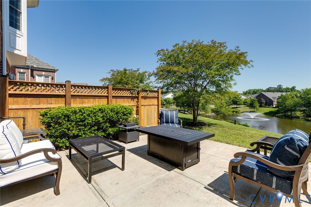 1124 Marney Ct
