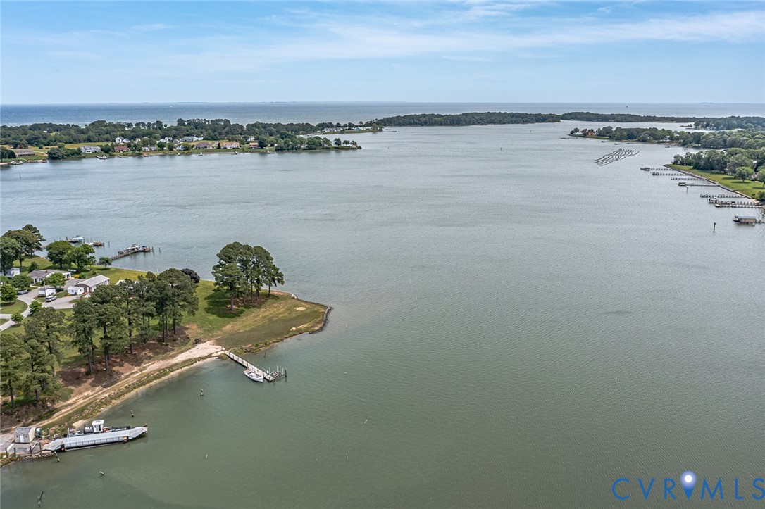 108 Ferry View Dr