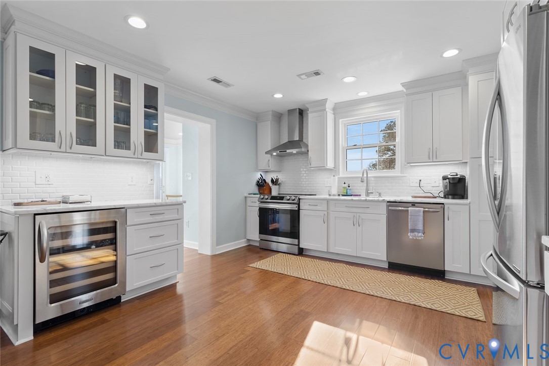 108 Ferry View Dr