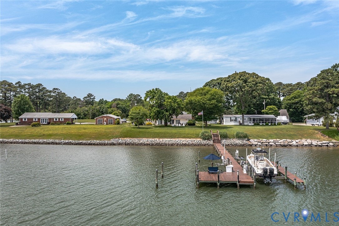 108 Ferry View Dr