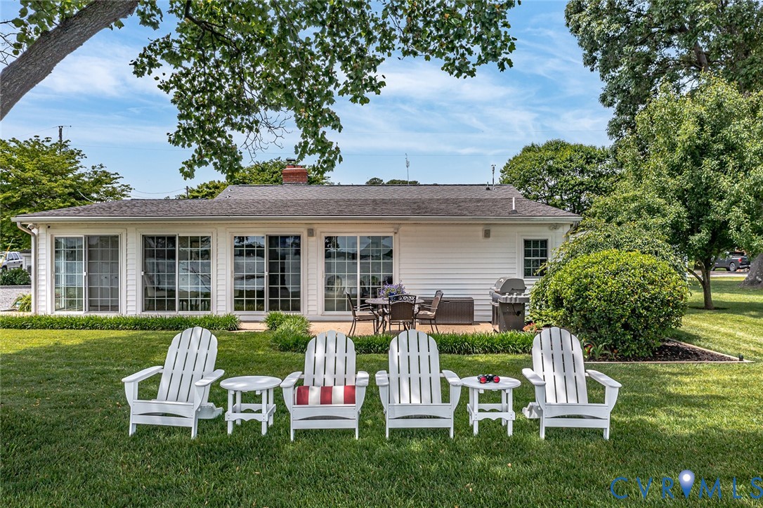 108 Ferry View Dr