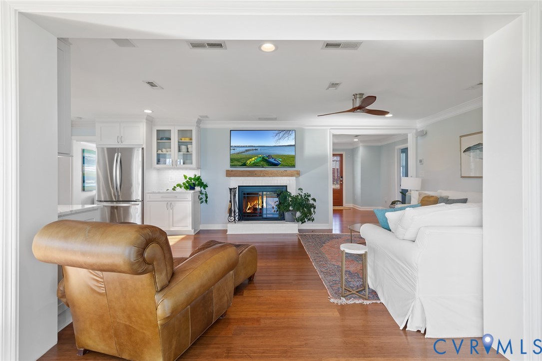 108 Ferry View Dr