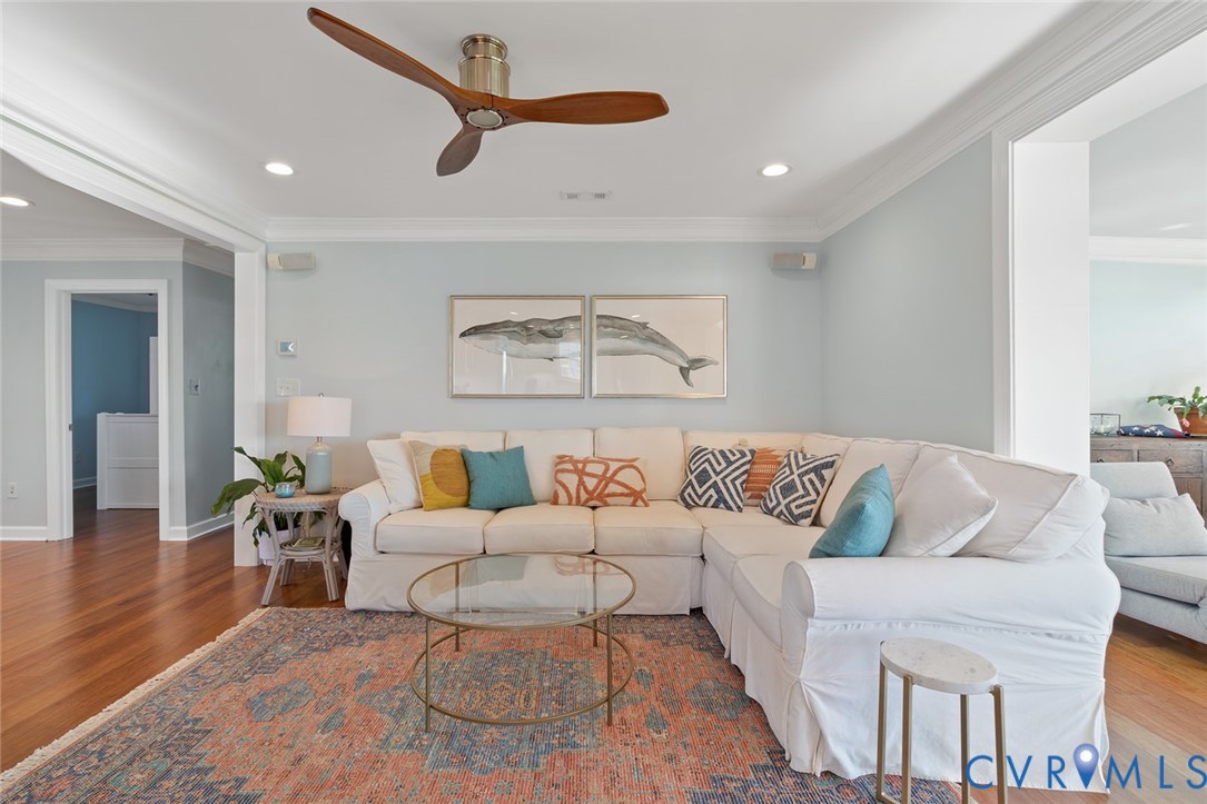 108 Ferry View Dr