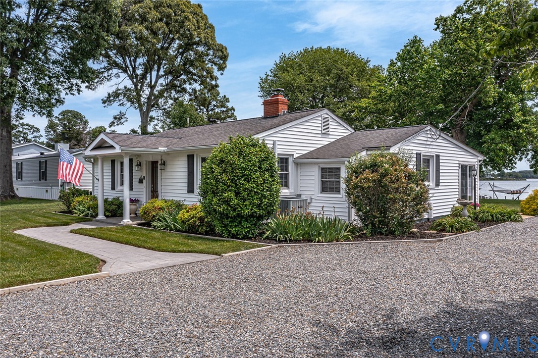 108 Ferry View Dr
