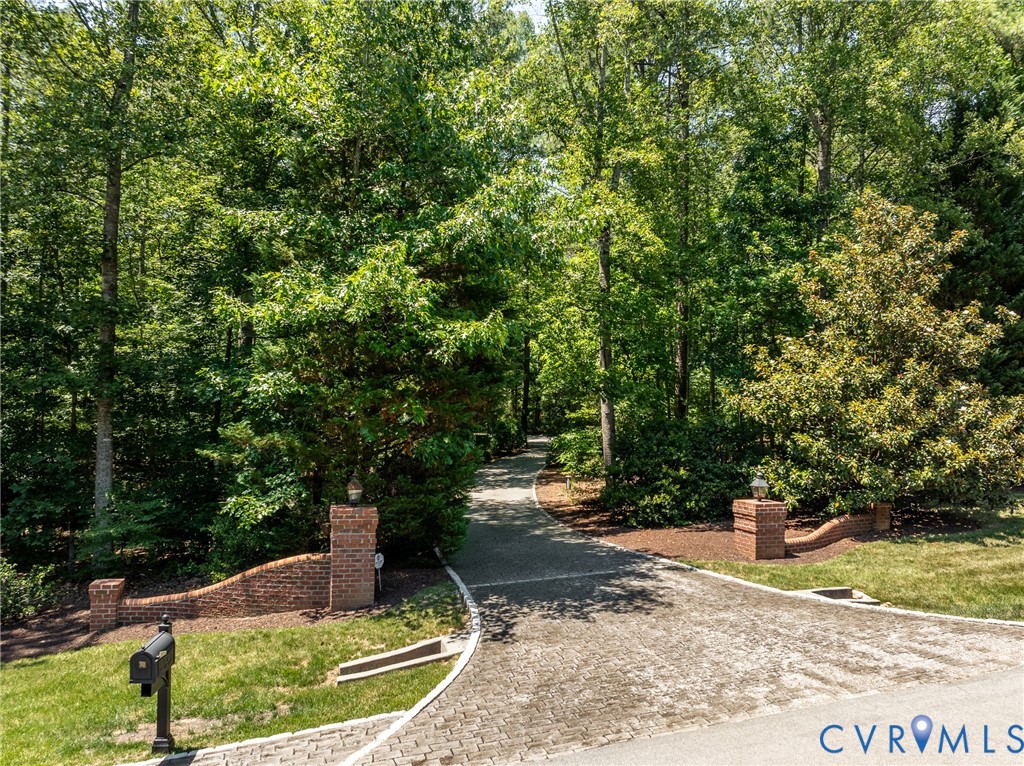 3124 Rock Cress Ln