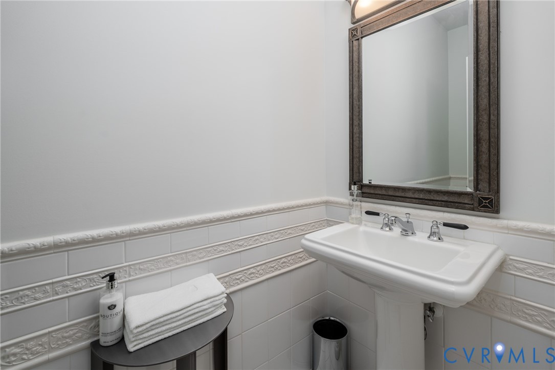 3124 Rock Cress Ln