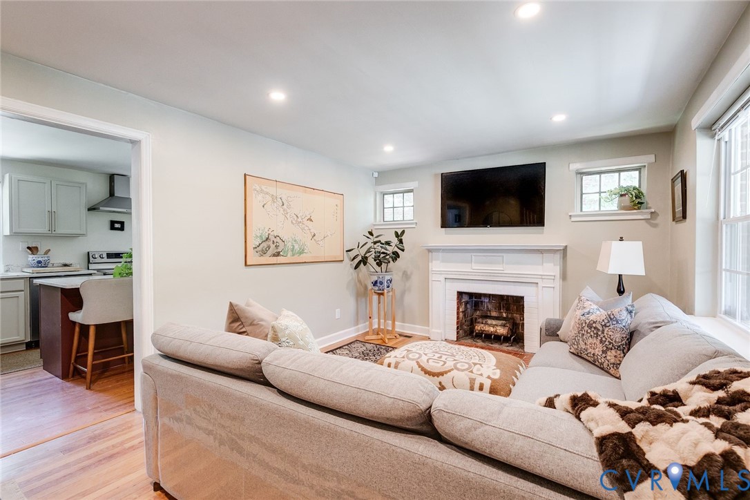 810 Westover Hills Blvd