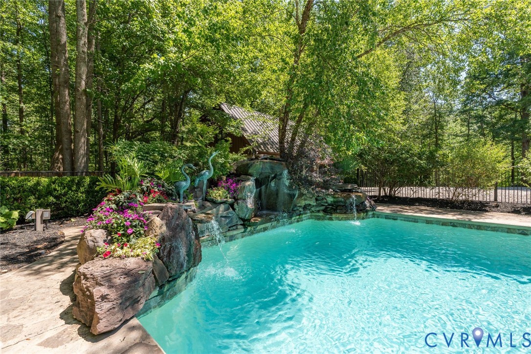 18546 Taylors Creek Rd
