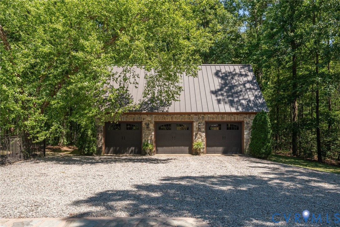 18546 Taylors Creek Rd