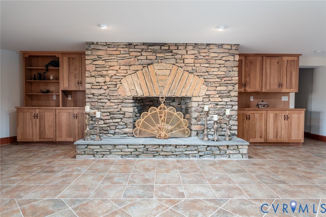 18546 Taylors Creek Rd