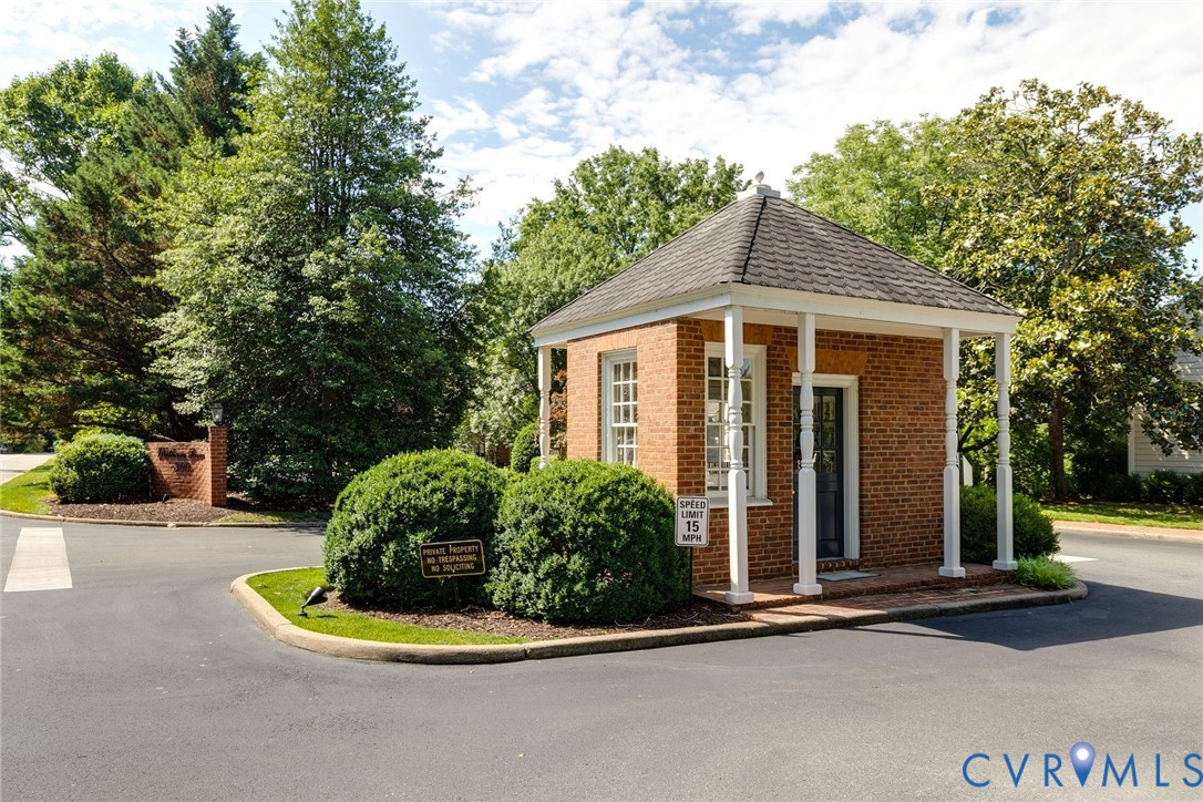 300 N Ridge Rd Unit#20