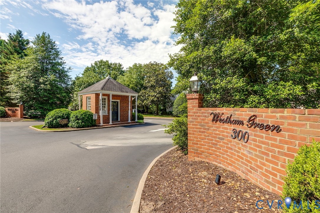 300 N Ridge Rd Unit#20