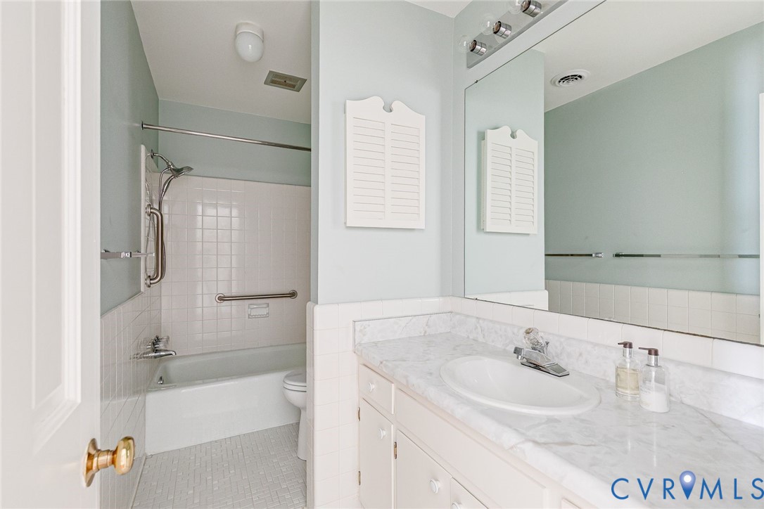 300 N Ridge Rd Unit#20