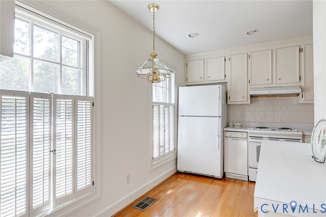 300 N Ridge Rd Unit#20