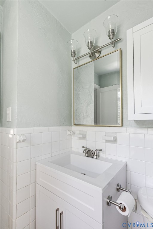 823 W 47th St