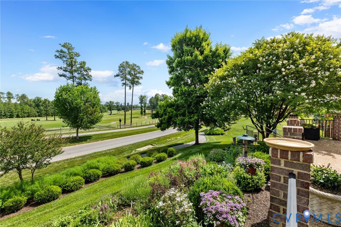 2196 Founders View Ln