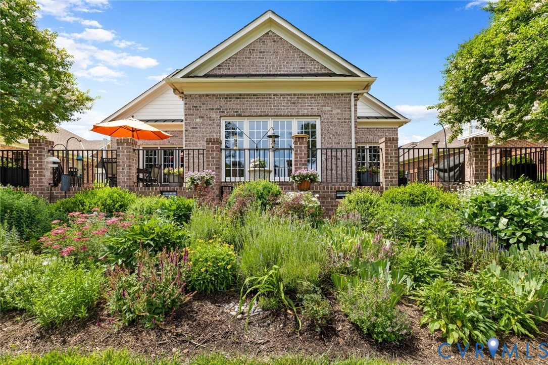 2196 Founders View Ln