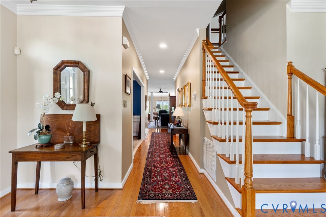 2196 Founders View Ln