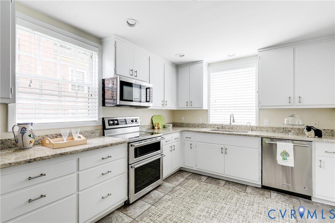 6161 River Rd Unit#12