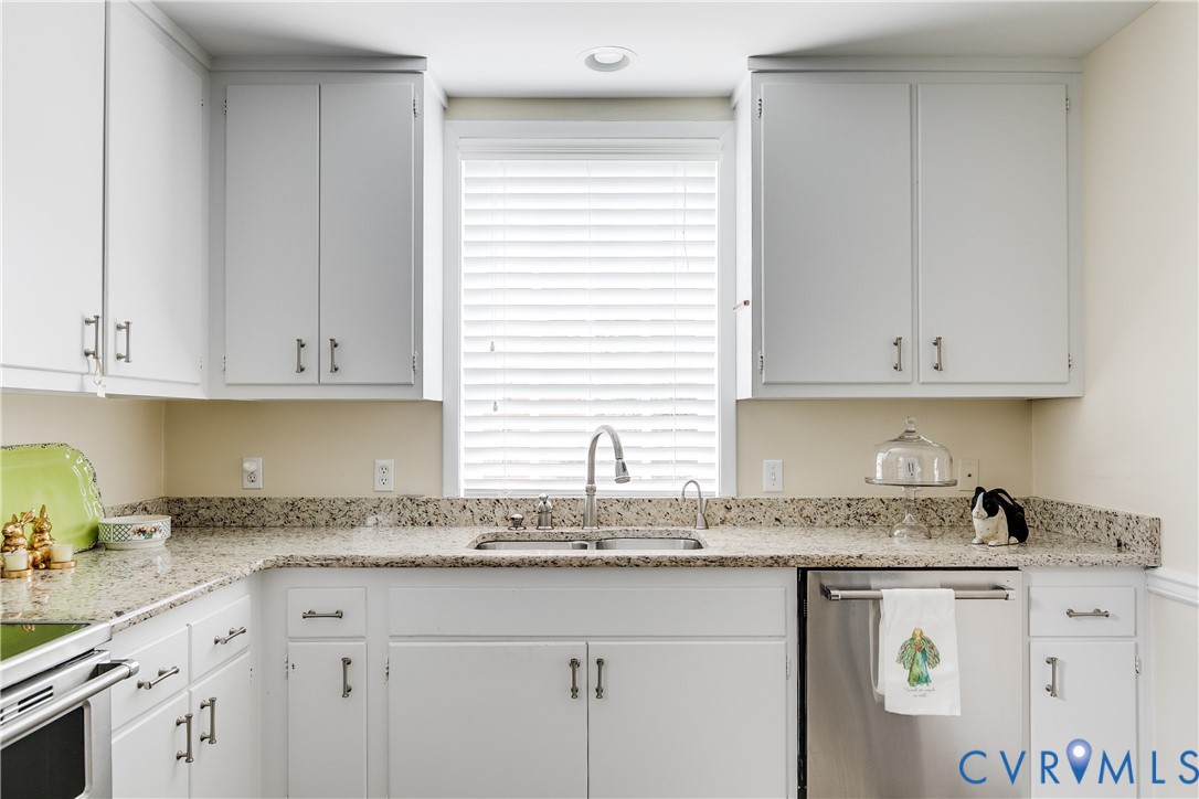 6161 River Rd Unit#12