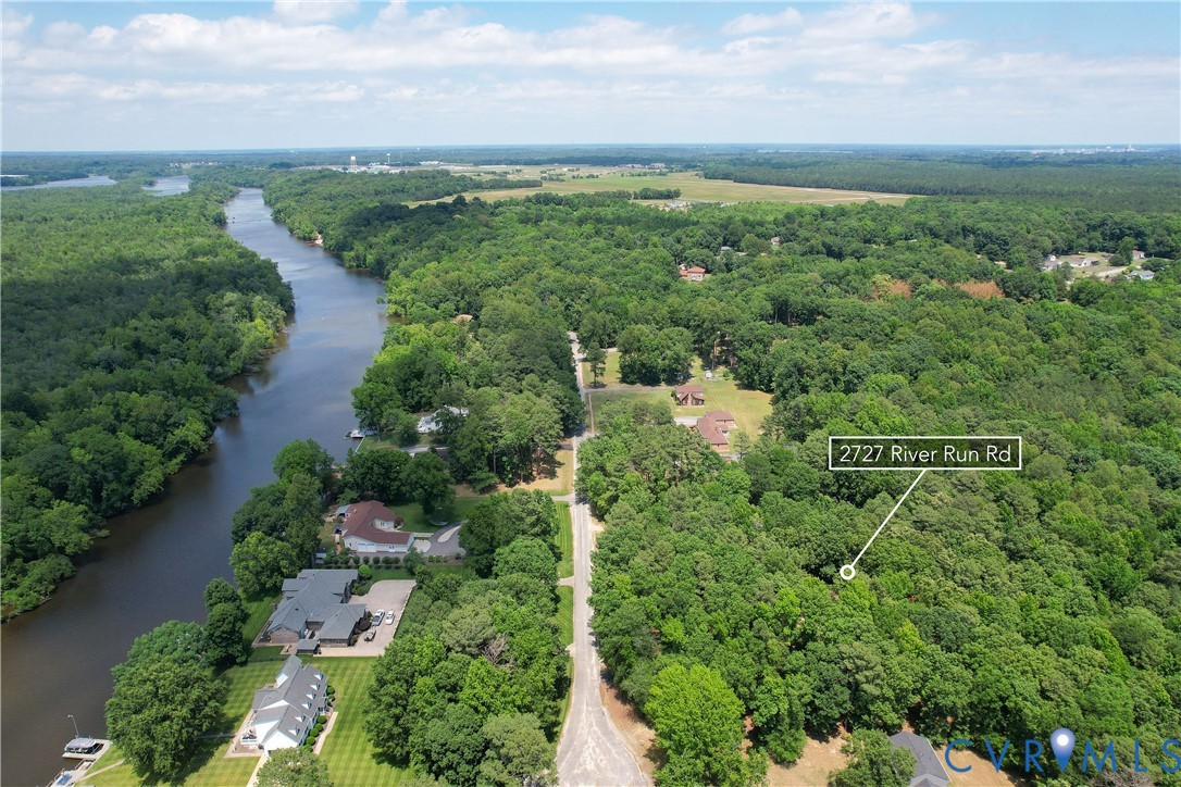 2727 River Run Rd