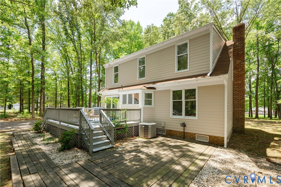 2727 River Run Rd