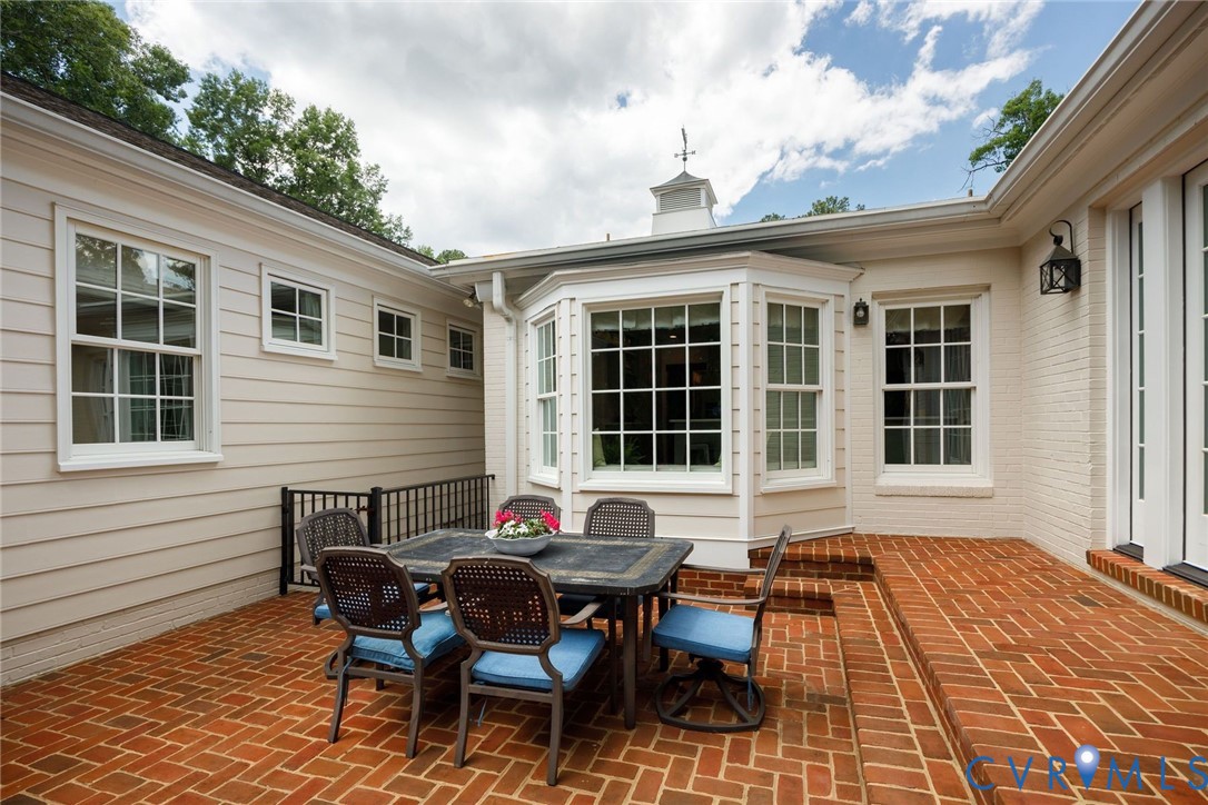 315 Sleepy Hollow Rd