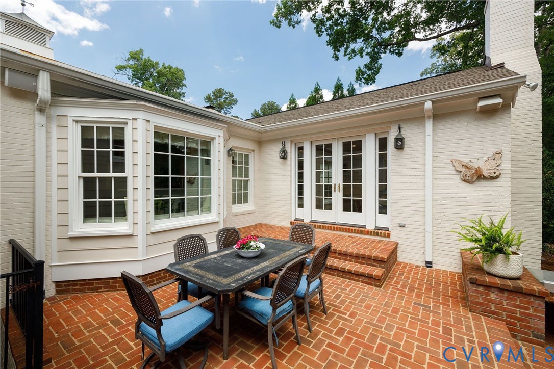 315 Sleepy Hollow Rd